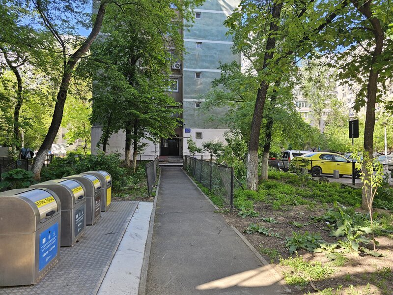 Lujerului, Veteranilor, Zorelelor, apartament 3 camere, 50 mp, etaj 1.